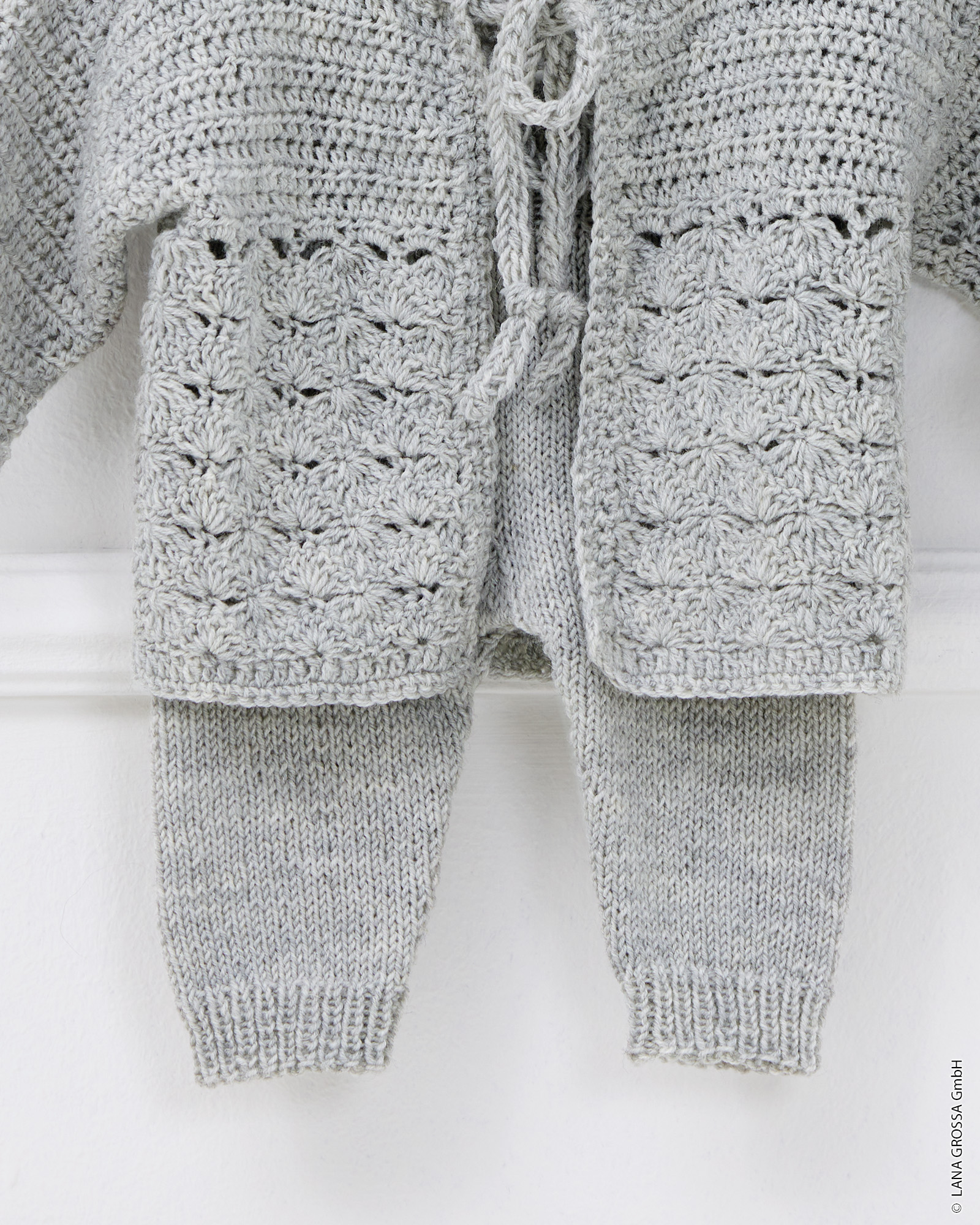 Strickset Hose Mit Rippenbund Aus Cool Wool Baby Von Lana Grossa 3 Strickset Hose Mit Rippenbund Aus Cool Wool Baby Von Lana Grossa – Bild 3