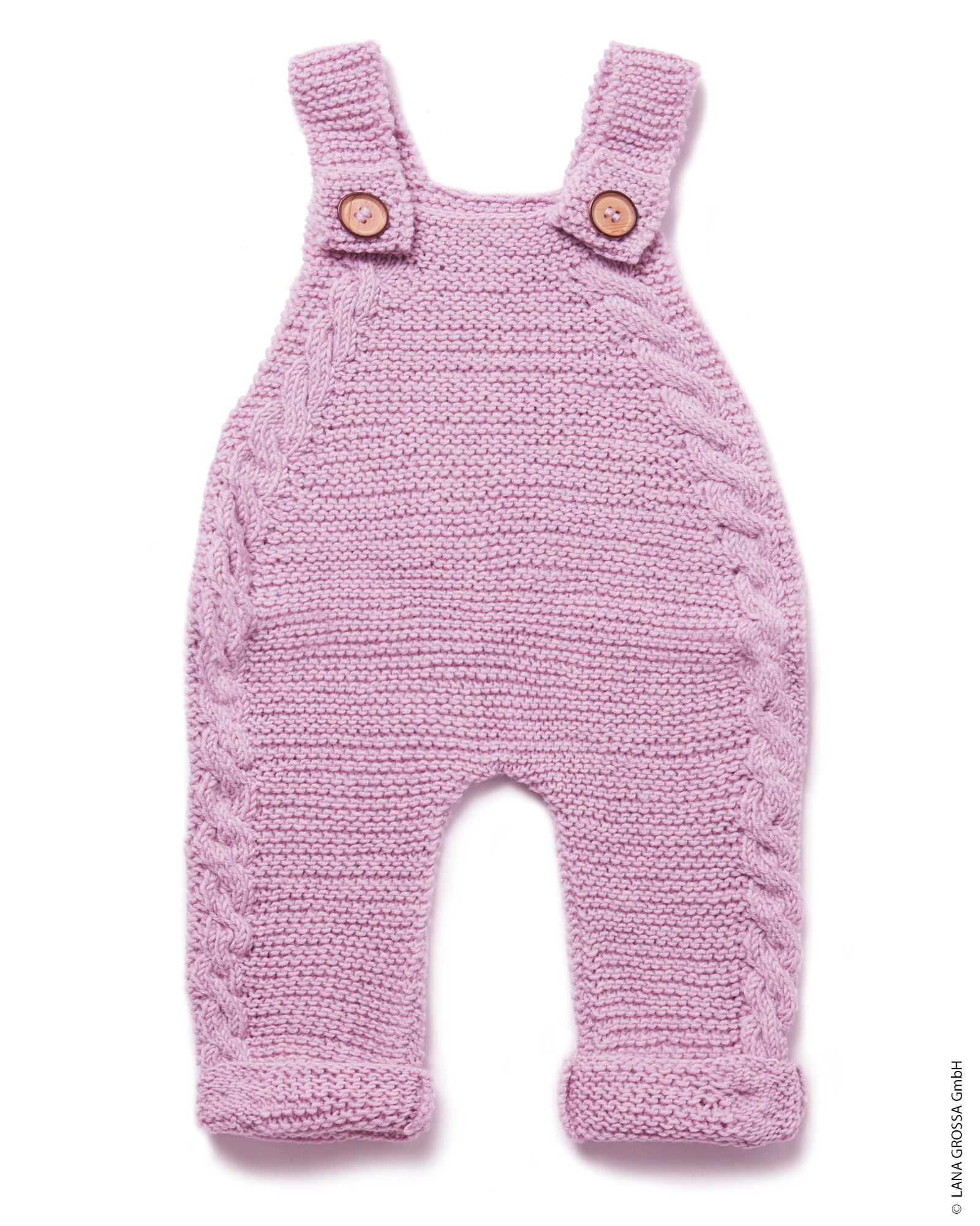 Strickset Latzhose Mit Zopfmuster Aus Cool Wool Von Lana Grossa 2 Strickset Latzhose Mit Zopfmuster Aus Cool Wool Von Lana Grossa – Bild 2
