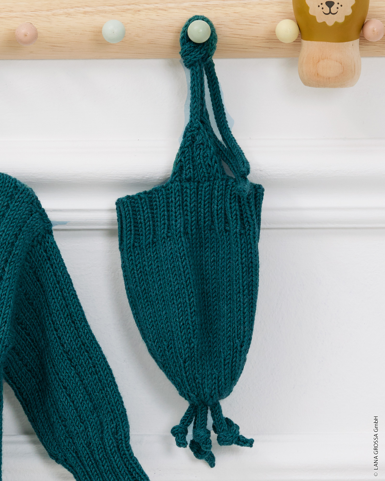 Strickset Mütze Mit Ohrenklappen Aus Cool Merino Big Von Lana Grossa 3 Strickset Mütze Mit Ohrenklappen Aus Cool Merino Big Von Lana Grossa – Bild 3