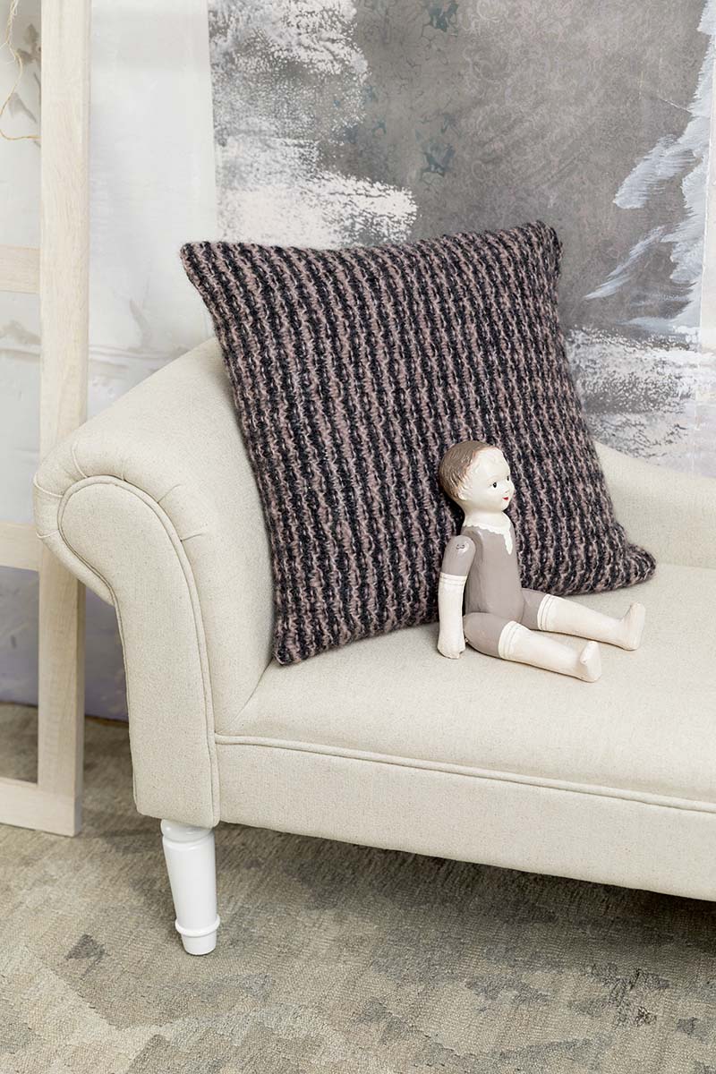 Strickset Kissen Aus Malou Light Von Lang Yarns 2 Strickset Kissen Aus Malou Light Von Lang Yarns – Bild 2