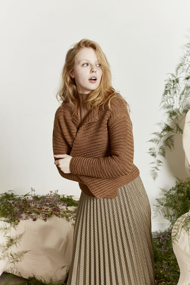 Strickset Jacke Aus Carpe Diem Von Lang Yarns 2 Strickset Jacke Aus Carpe Diem Von Lang Yarns – Bild 2