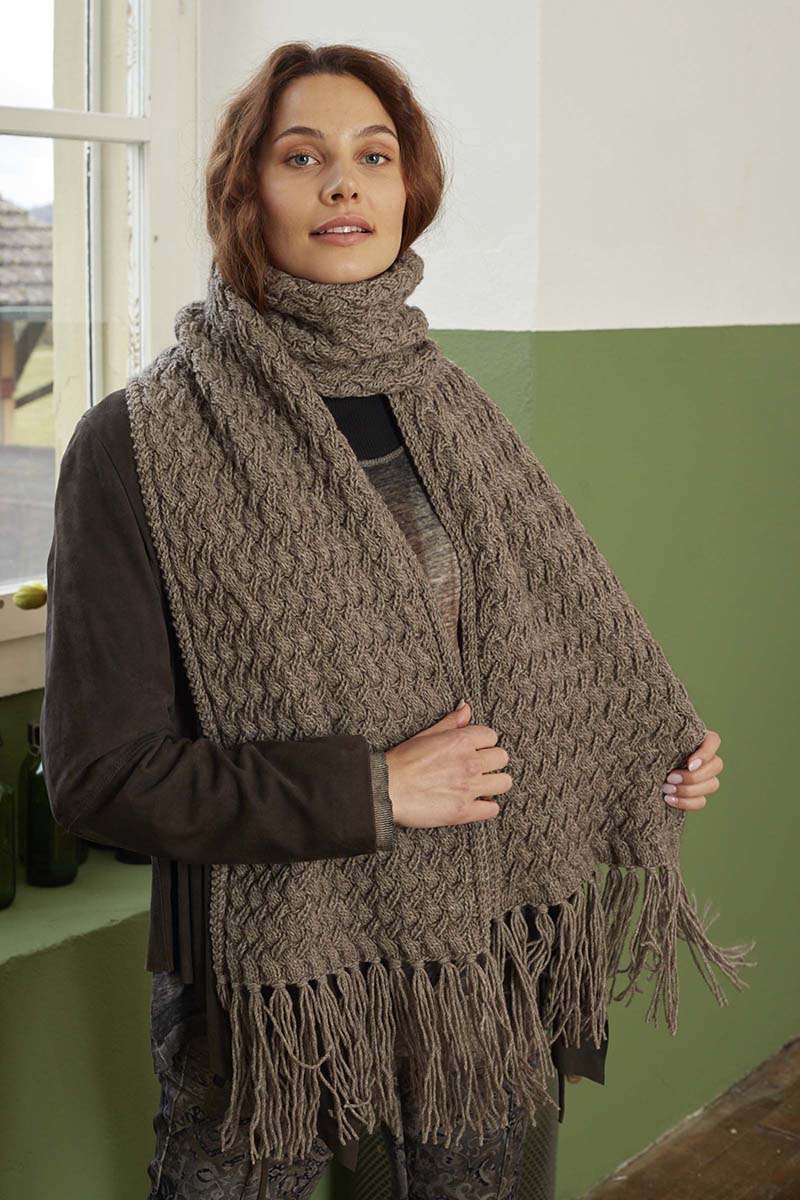 Strickset Schal Aus Yak Von Lang Yarns 2 Strickset Schal Aus Yak Von Lang Yarns – Bild 2