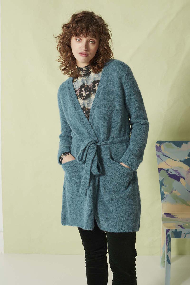 Strickset Jacke Aus Malou Light Von Lang Yarns 4 Strickset Jacke Aus Malou Light Von Lang Yarns – Bild 4