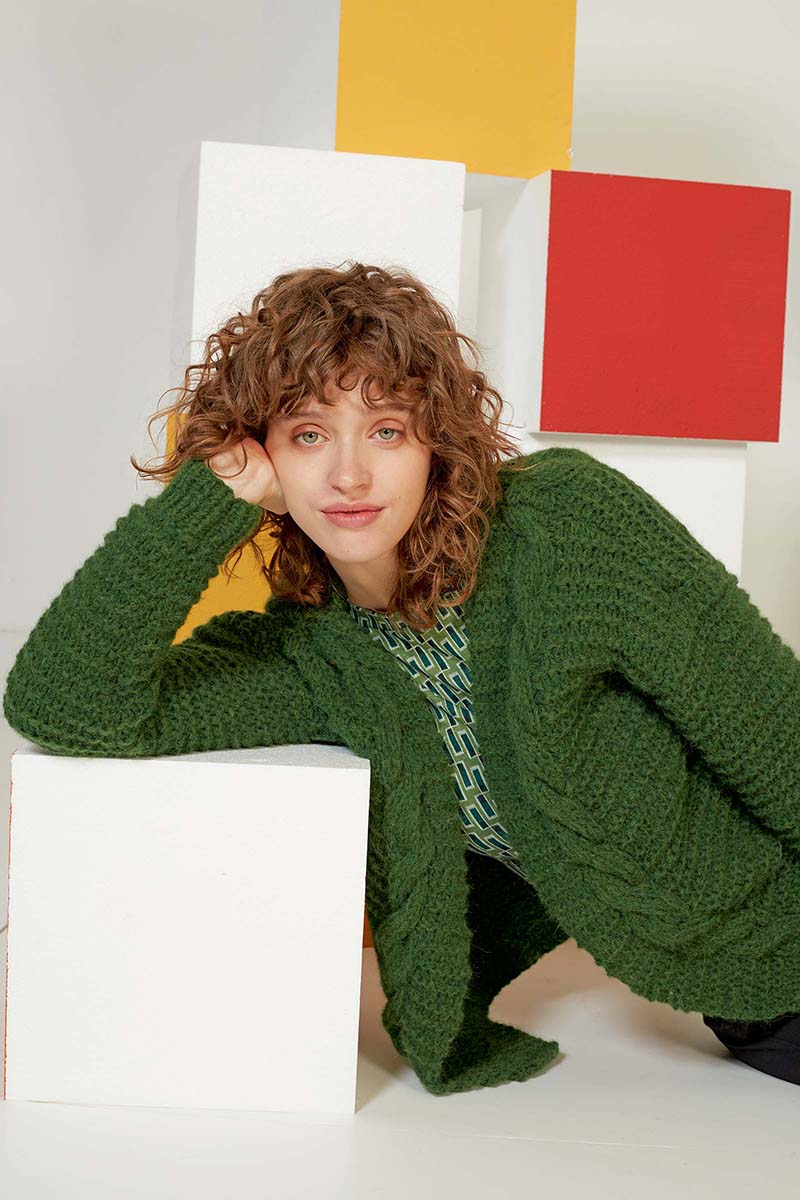 Strickset Kurze Jacke Aus Malou Light Von Lang Yarns 2 Strickset Kurze Jacke Aus Malou Light Von Lang Yarns – Bild 2