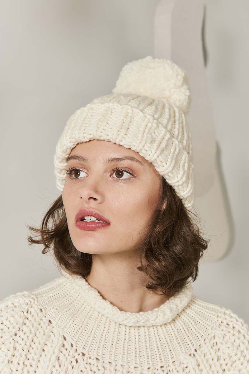 Strickset Hat Aus Fire Von Lang Yarns 2 Strickset Hat Aus Fire Von Lang Yarns – Bild 2