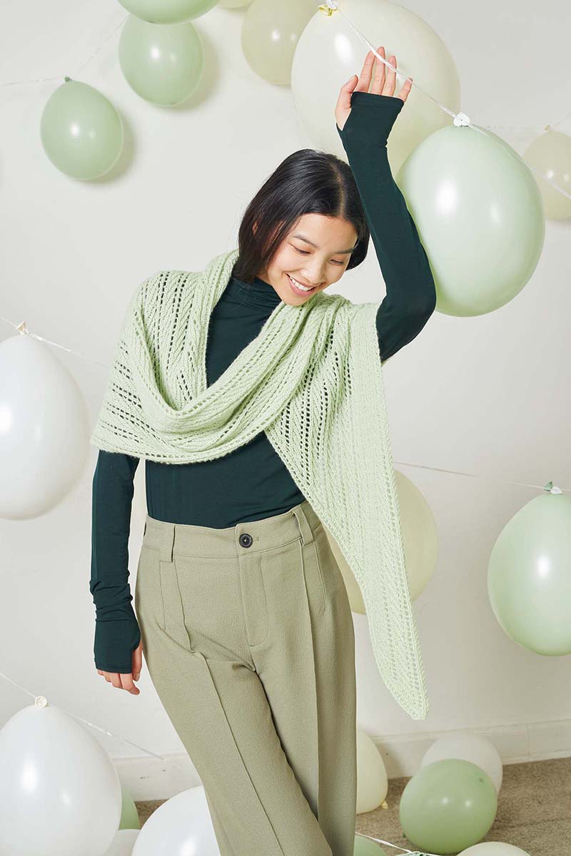Strickset Dreiecktuch Aus Regina Von Lang Yarns 1 Strickset Dreiecktuch Aus Regina Von Lang Yarns