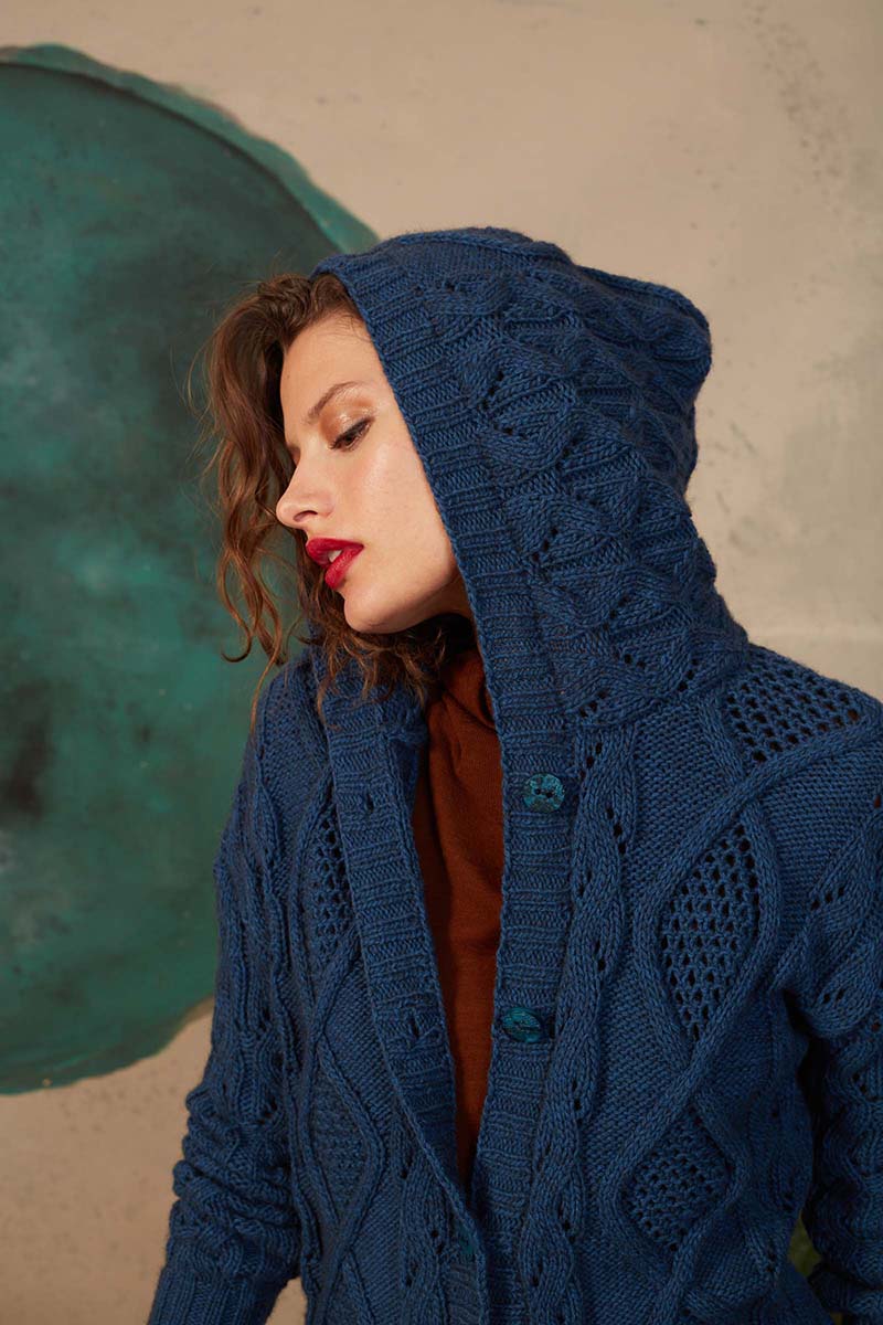 Strickset Jacke Mit Kapuze Aus Yak Von Lang Yarns 3 Strickset Jacke Mit Kapuze Aus Yak Von Lang Yarns – Bild 3