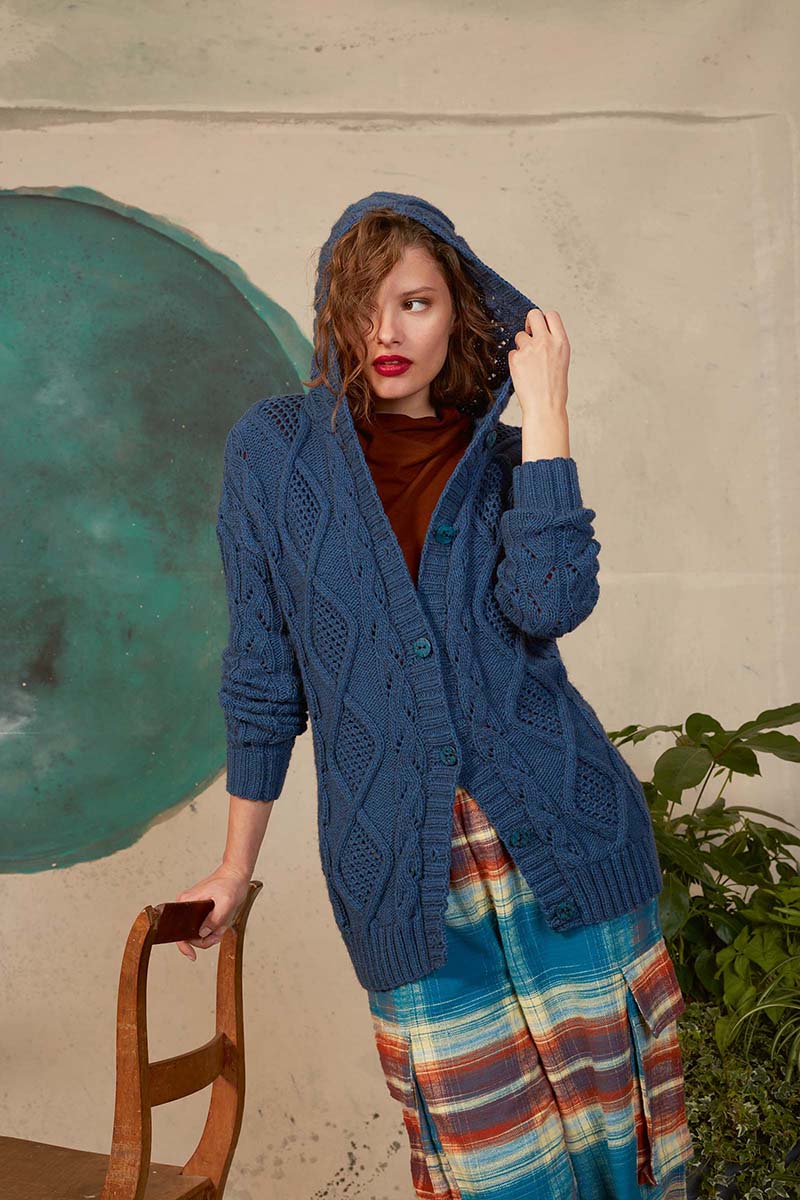 Strickset Jacke Mit Kapuze Aus Yak Von Lang Yarns 1 Strickset Jacke Mit Kapuze Aus Yak Von Lang Yarns
