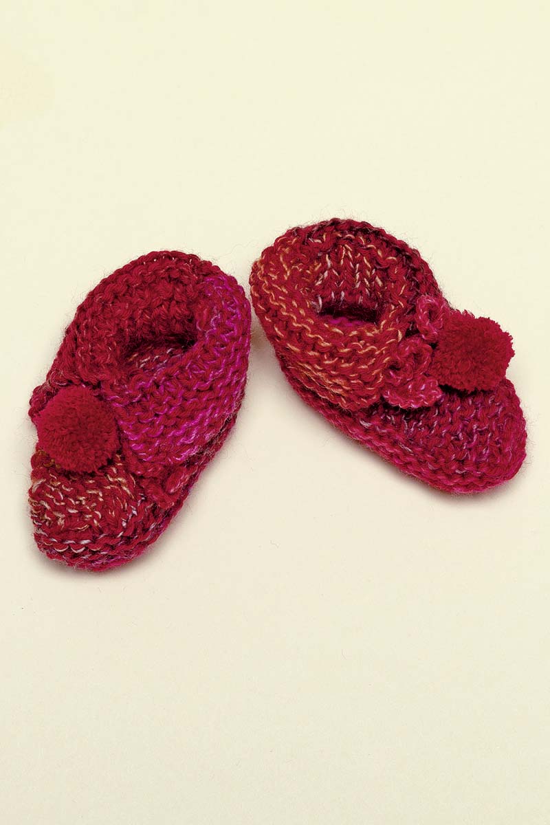 Strickset Schühchen Aus Merino 200 Bebe Von Lang Yarns 2 Strickset Schühchen Aus Merino 200 Bebe Von Lang Yarns – Bild 2