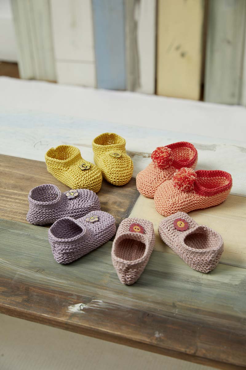 Strickset Schühchen Aus Merino 200 Bebe Von Lang Yarns 3 Strickset Schühchen Aus Merino 200 Bebe Von Lang Yarns – Bild 3