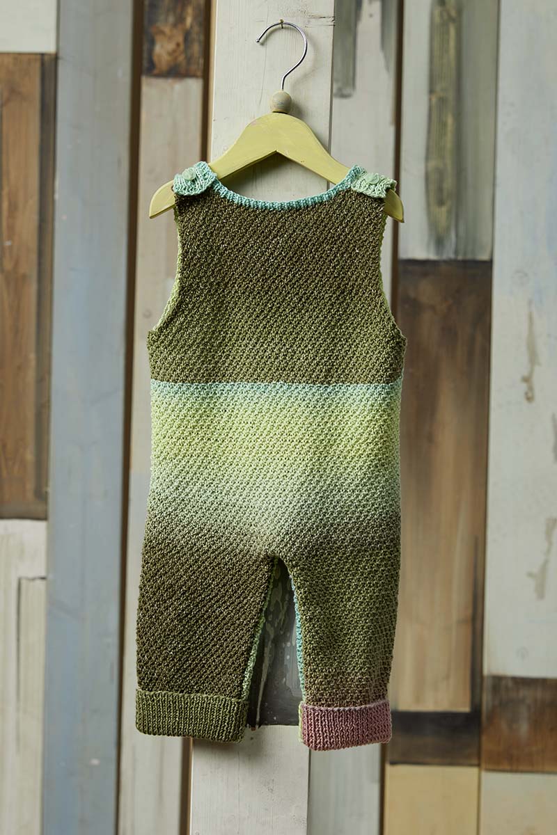 Strickset Trägerhose Aus Baby Cotton Color Von Lang Yarns 3 Strickset Trägerhose Aus Baby Cotton Color Von Lang Yarns – Bild 3