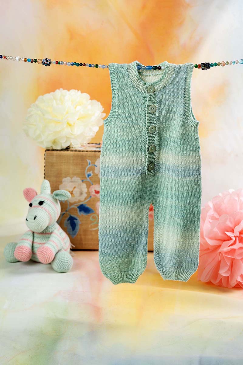 Strickset Overall Aus Merino 200 Bebe Color Von Lang Yarns 2 Strickset Overall Aus Merino 200 Bebe Color Von Lang Yarns – Bild 2