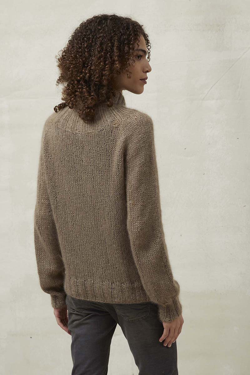Strickset Pullover Mit Rollkragen Top Down Aus Lace Von Lang Yarns 3 Strickset Pullover Mit Rollkragen Top Down Aus Lace Von Lang Yarns – Bild 3