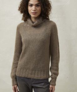 Strickset Pullover Mit Rollkragen Top Down Aus Lace Von Lang Yarns 7 Strickset Pullover Mit Rollkragen Top Down Aus Lace Von Lang Yarns – Bild 4