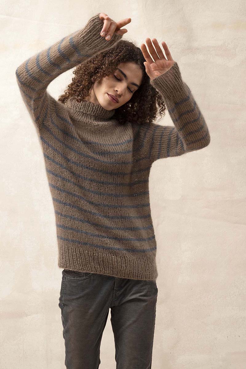 Strickset Pullover Mit Streifen Top Down Aus Lace Von Lang Yarns 2 Strickset Pullover Mit Streifen Top Down Aus Lace Von Lang Yarns – Bild 2