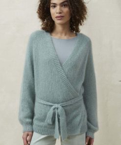 Strickset Wickeljacke Top Down Aus Lace Von Lang Yarns 7 Strickset Wickeljacke Top Down Aus Lace Von Lang Yarns – Bild 4