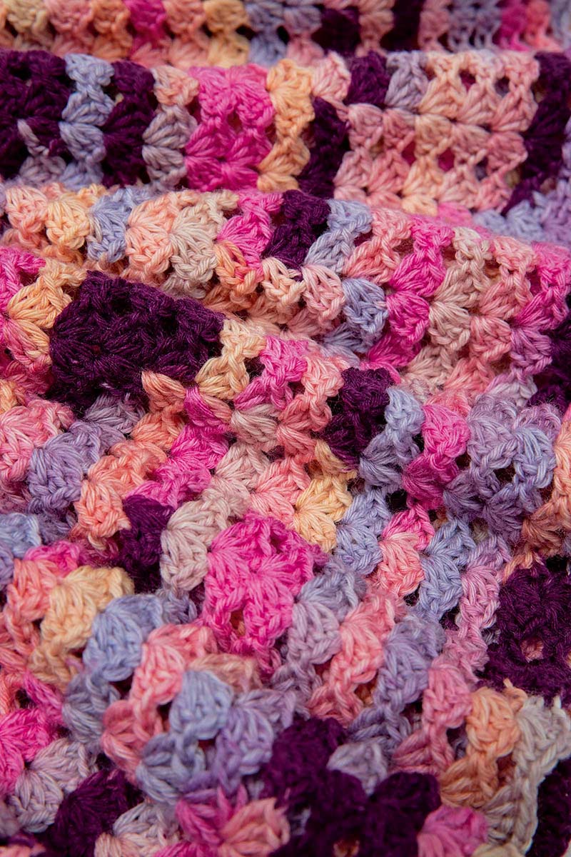 Strickset Häkelkleidchen Aus Merino 200 Bebe Color Von Lang Yarns 2 Strickset Häkelkleidchen Aus Merino 200 Bebe Color Von Lang Yarns – Bild 2