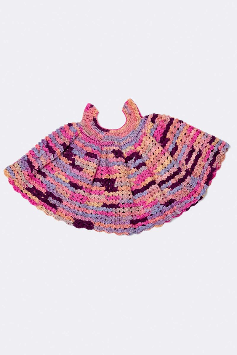 Strickset Häkelkleidchen Aus Merino 200 Bebe Color Von Lang Yarns 1 Strickset Häkelkleidchen Aus Merino 200 Bebe Color Von Lang Yarns