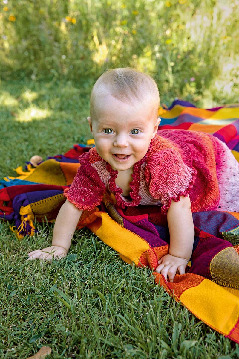 Strickset Kleid Mit Höschen Aus Baby Cotton Color Von Lang Yarns 4 Strickset Kleid Mit Höschen Aus Baby Cotton Color Von Lang Yarns – Bild 4