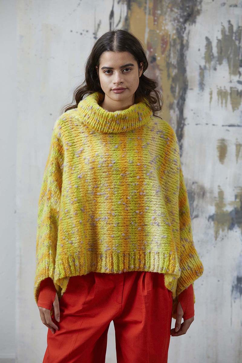 Strickset Cape Aus Cloud Tweed Von Lang Yarns 3 Strickset Cape Aus Cloud Tweed Von Lang Yarns – Bild 3