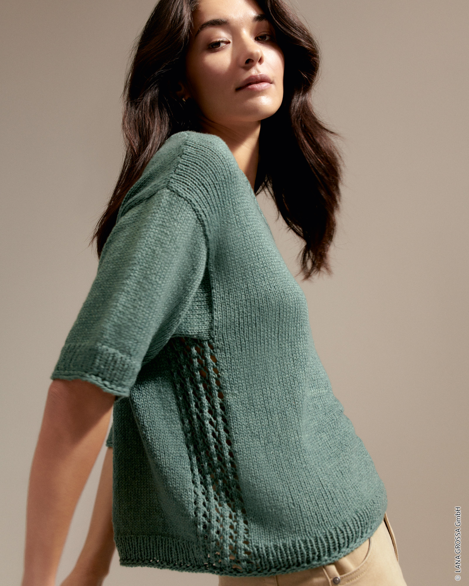 Strickset Kastenshirt Mit Ajour Detail Aus Alta Moda Cotolana Von Lana Grossa 3 Strickset Kastenshirt Mit Ajour Detail Aus Alta Moda Cotolana Von Lana Grossa – Bild 3