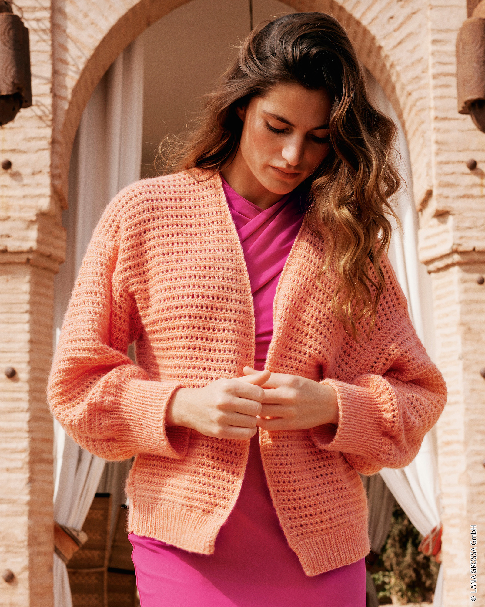 Strickset Cardigan Im Lochmuster Mit Querrippen Aus Ecopuno Von Lana Grossa 1 Cardigan Im Lochmuster Mit Querrippen - Ecopuno