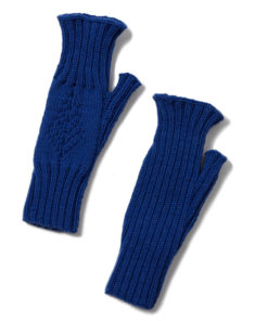 Strickset Handstulpen Mit Strickmotiv Aus Cool Wool Vintage Von Lana Grossa 5 Strickset Handstulpen Mit Strickmotiv Aus Cool Wool Vintage Von Lana Grossa – Bild 3
