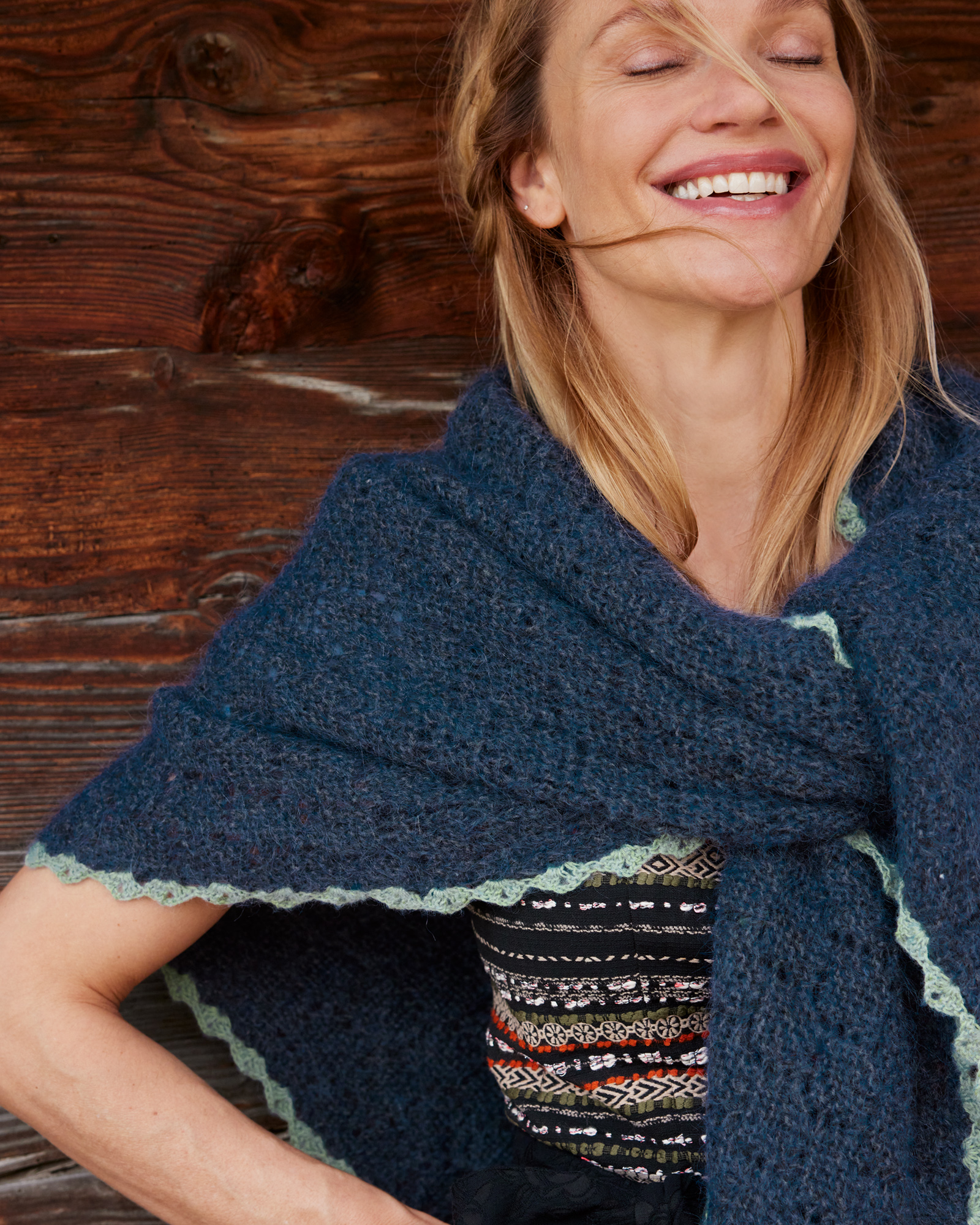 Strickset Dreieckstuch Aus Ecopuno Und Silkhair Von Lana Grossa 1 Strickset Dreieckstuch Aus Ecopuno Und Silkhair Von Lana Grossa