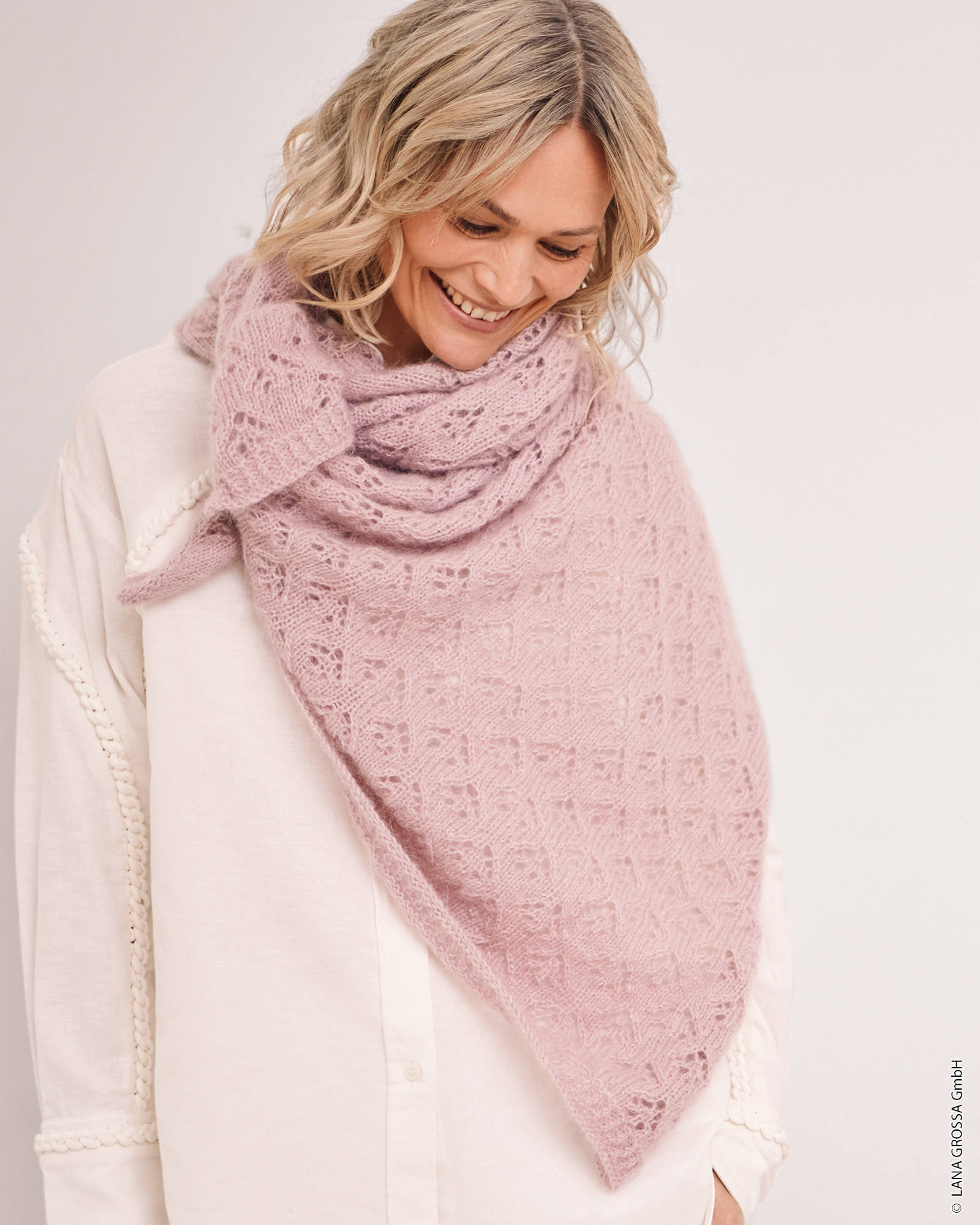 Strickset Dreieckstuch Aus Cool Wool Lace Und Silkhair Von Lana Grossa 1 Strickset Dreieckstuch Aus Cool Wool Lace Und Silkhair Von Lana Grossa