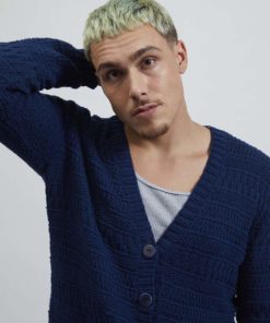 Strickset Herrenjacke Aus Oceania Von Lang Yarns 6 Strickset Herrenjacke Aus Oceania Von Lang Yarns – Bild 3