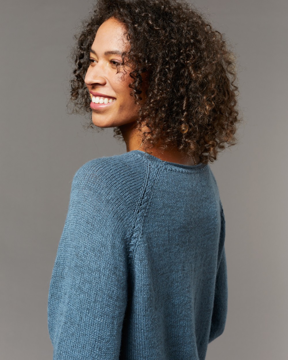 Strickset Pullover Holly Aus Piura Und Modena Von Lamana 3 Strickset Pullover Holly Aus Piura Und Modena Von Lamana – Bild 3