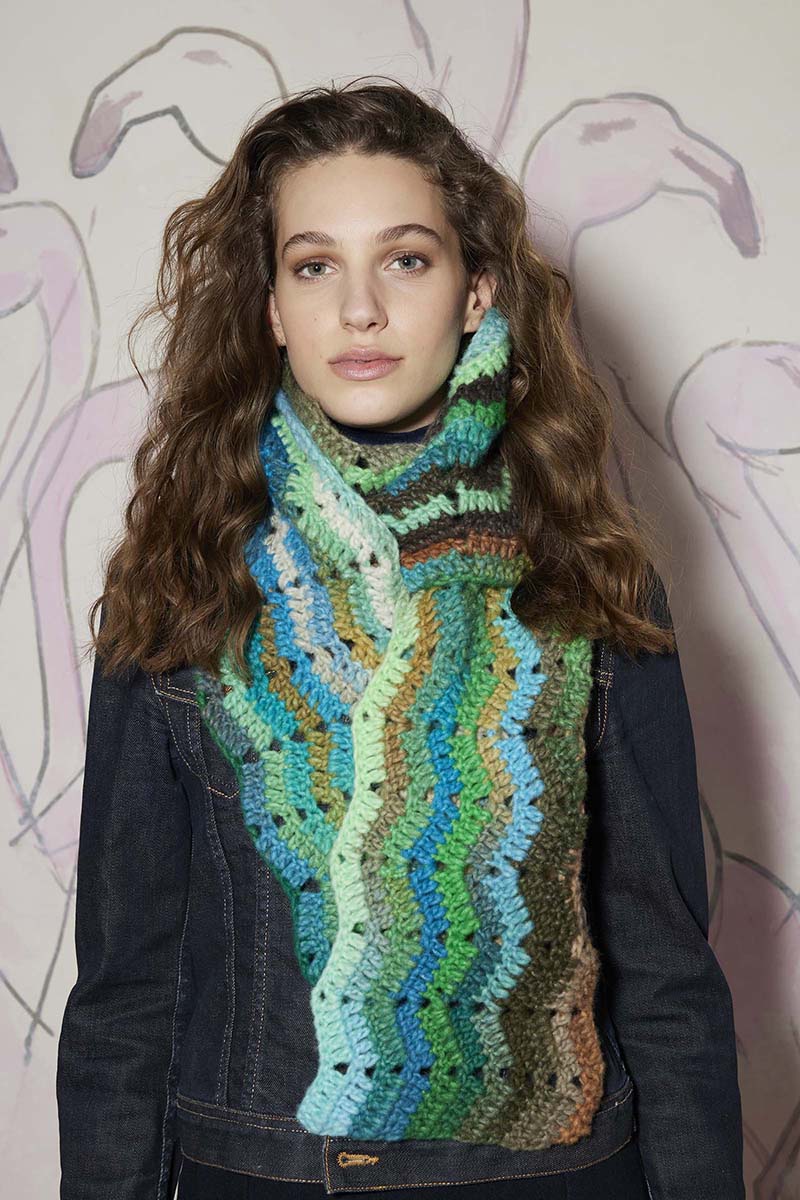 Strickset Quer Gehäkelter Schal Aus Cloud Von Lang Yarns 2 Strickset Quer Gehäkelter Schal Aus Cloud Von Lang Yarns – Bild 2