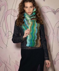 Strickset Quer gehäkelter Schal aus Cloud von Lang Yarns