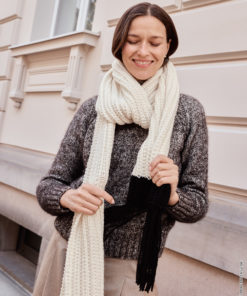 Strickset Schal Mit Fransen Aus Cool Merino Big Von Lana Grossa 5 Strickset Schal Mit Fransen Aus Cool Merino Big Von Lana Grossa – Bild 3