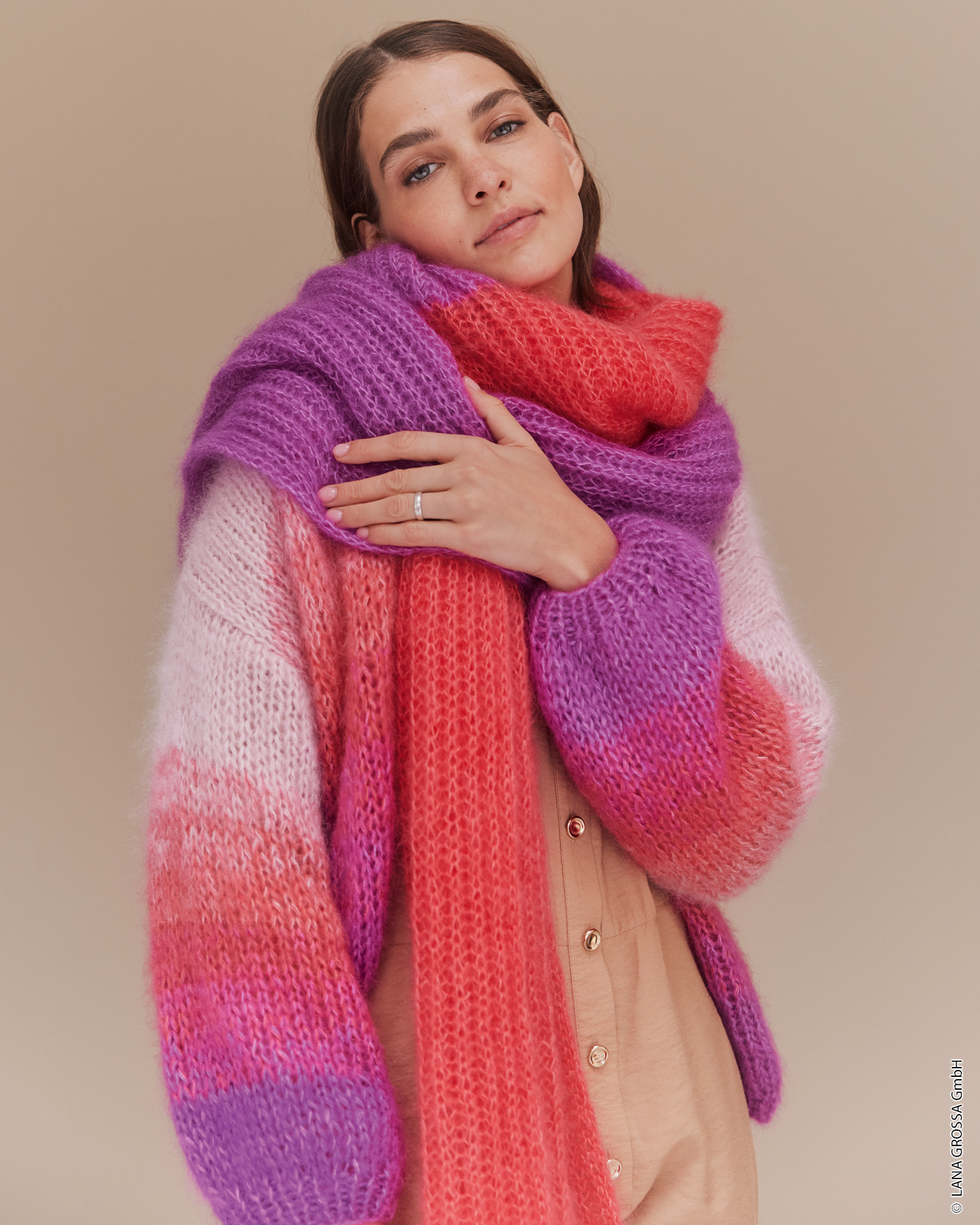 Strickset Patentschal Aus Silkhair Von Lana Grossa 3 Strickset Patentschal Aus Silkhair Von Lana Grossa – Bild 3