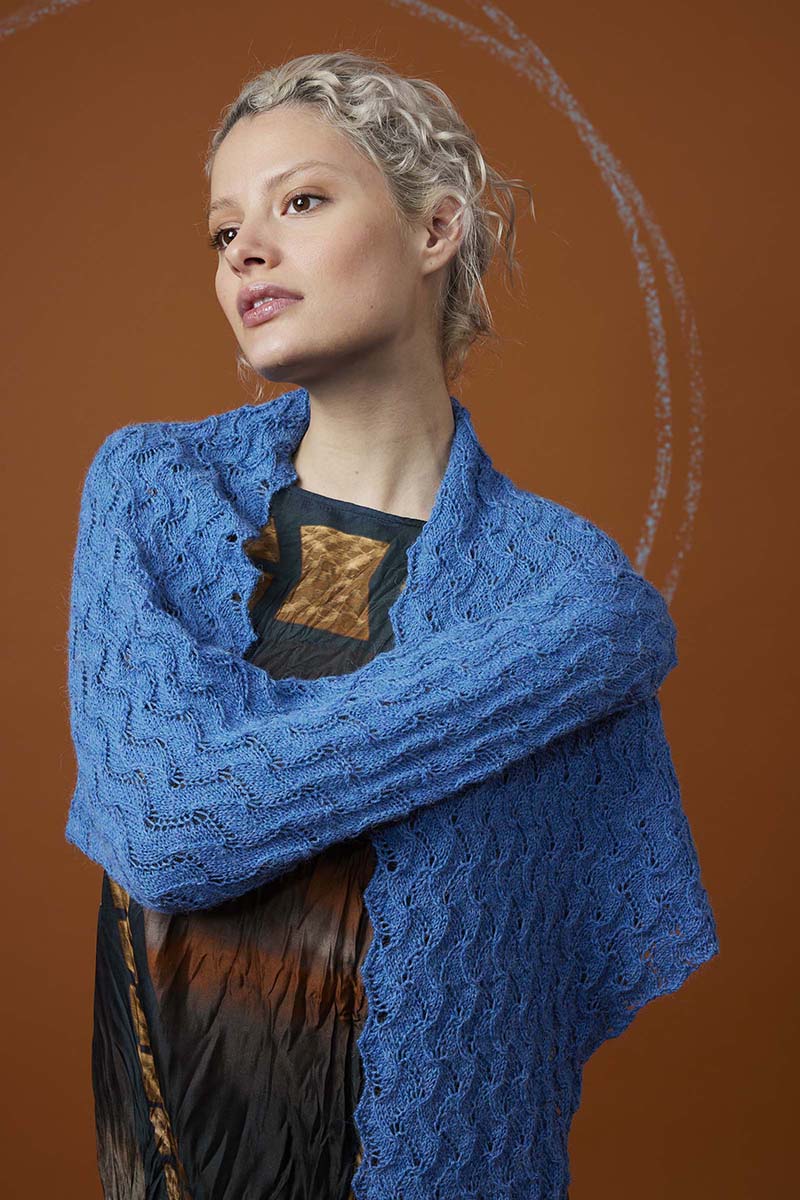 Strickset Dreiecktuch Aus Alpaca Soxx 4-Fach Von Lang Yarns 3 Strickset Dreiecktuch Aus Alpaca Soxx 4-Fach Von Lang Yarns – Bild 3