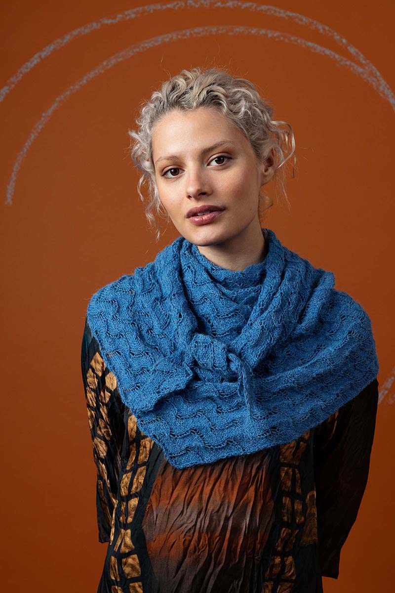 Strickset Dreiecktuch Aus Alpaca Soxx 4-Fach Von Lang Yarns 1 Strickset Dreiecktuch Aus Alpaca Soxx 4-Fach Von Lang Yarns