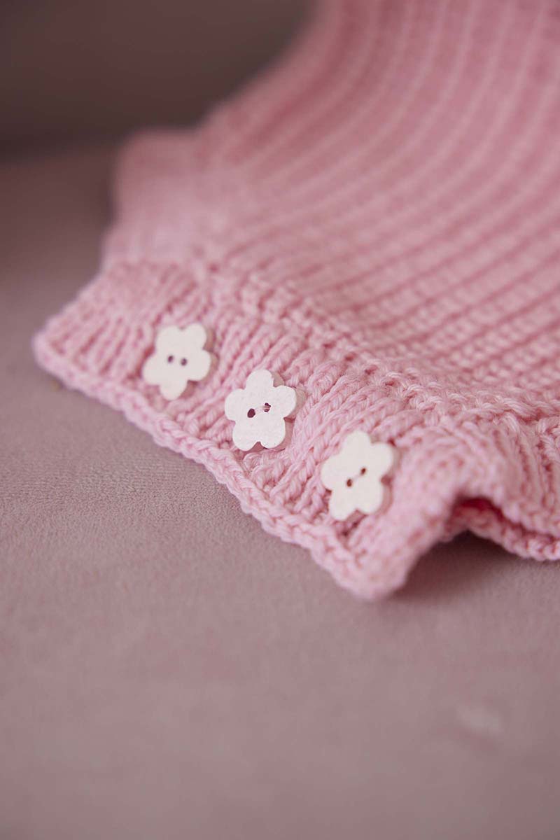 Strickset Langarmbody Aus Merino 200 Bebe Von Lang Yarns 4 Strickset Langarmbody Aus Merino 200 Bebe Von Lang Yarns – Bild 4
