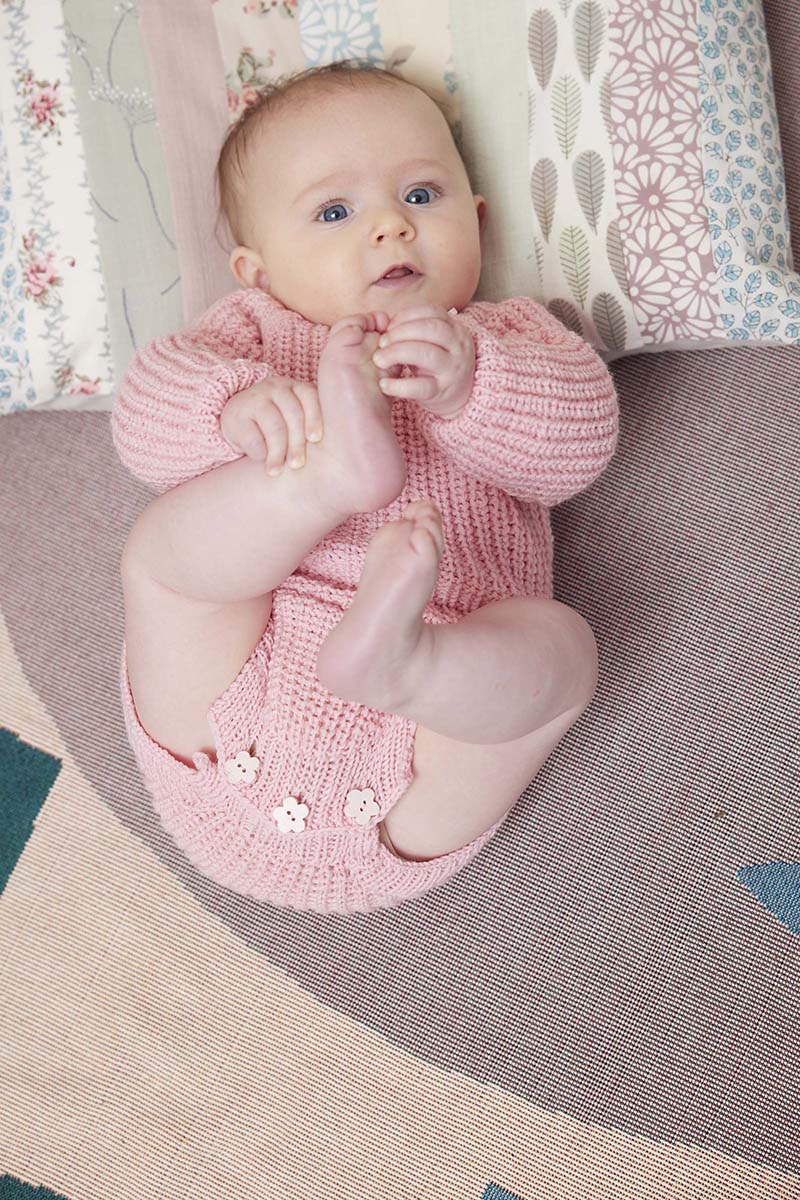 Strickset Langarmbody Aus Merino 200 Bebe Von Lang Yarns 5 Strickset Langarmbody Aus Merino 200 Bebe Von Lang Yarns – Bild 5