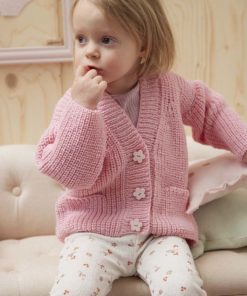 Strickset Cardigan Aus Merino 200 Bebe Von Lang Yarns 6 Strickset Cardigan Aus Merino 200 Bebe Von Lang Yarns – Bild 3