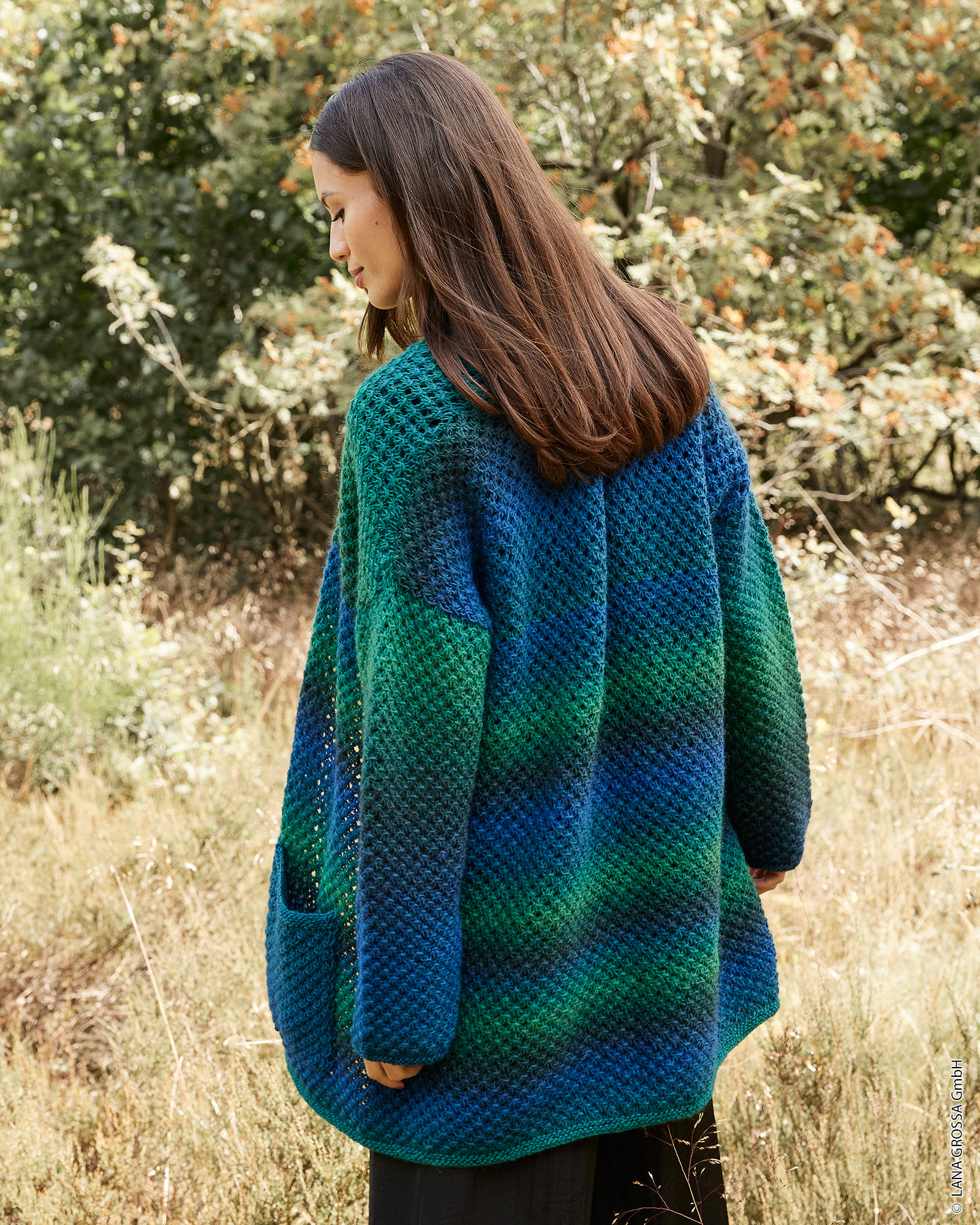 Strickset Jacke Mit Lochmuster Aus Gomitolo Versione Von Lana Grossa 2 Strickset Jacke Mit Lochmuster Aus Gomitolo Versione Von Lana Grossa – Bild 2