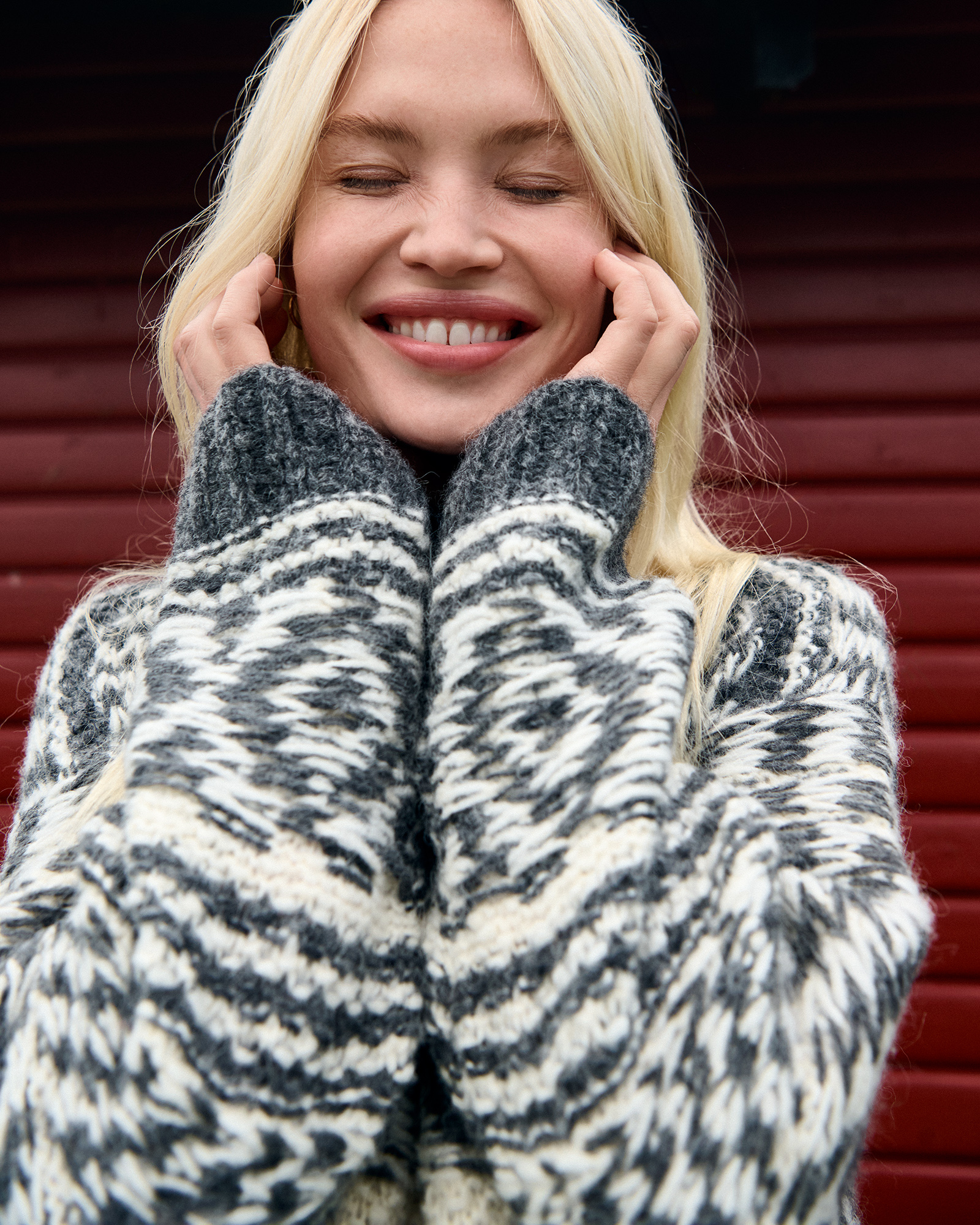 Strickset Norwegerpullover Aus Airy Von Lana Grossa 3 Strickset Norwegerpullover Aus Airy Von Lana Grossa – Bild 3