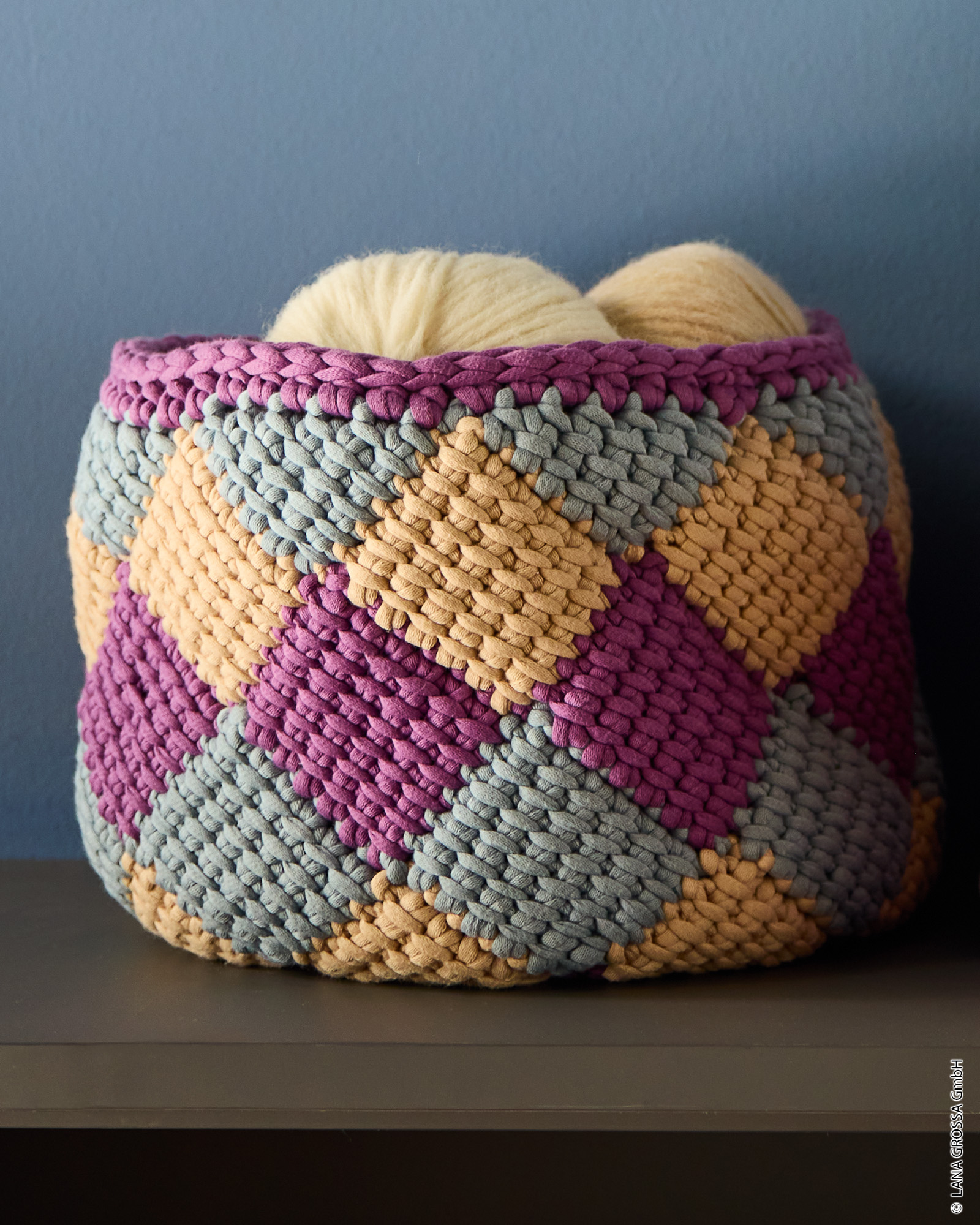 Strickset Kleiner Korb In Tunesischer Häkelei Aus The Tube Von Lana Grossa 1 Strickset Kleiner Korb In Tunesischer Häkelei Aus The Tube Von Lana Grossa