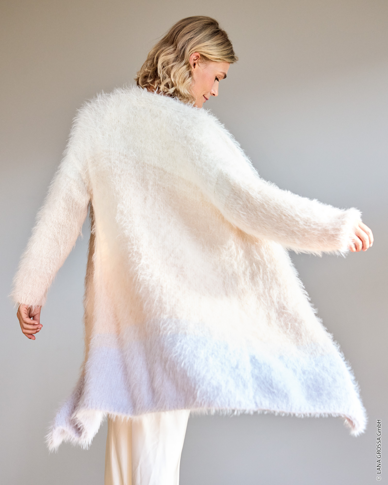 Strickset Longjacke Glatt Rechts In Streifen Aus Basta Von Lana Grossa 3 Strickset Longjacke Glatt Rechts In Streifen Aus Basta Von Lana Grossa – Bild 3