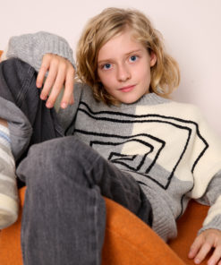 Strickset Karo-Pullover Mit Aufgehäkelten Linien Aus Cool Merino Von Lana Grossa 5 Strickset Karo-Pullover Mit Aufgehäkelten Linien Aus Cool Merino Von Lana Grossa – Bild 3