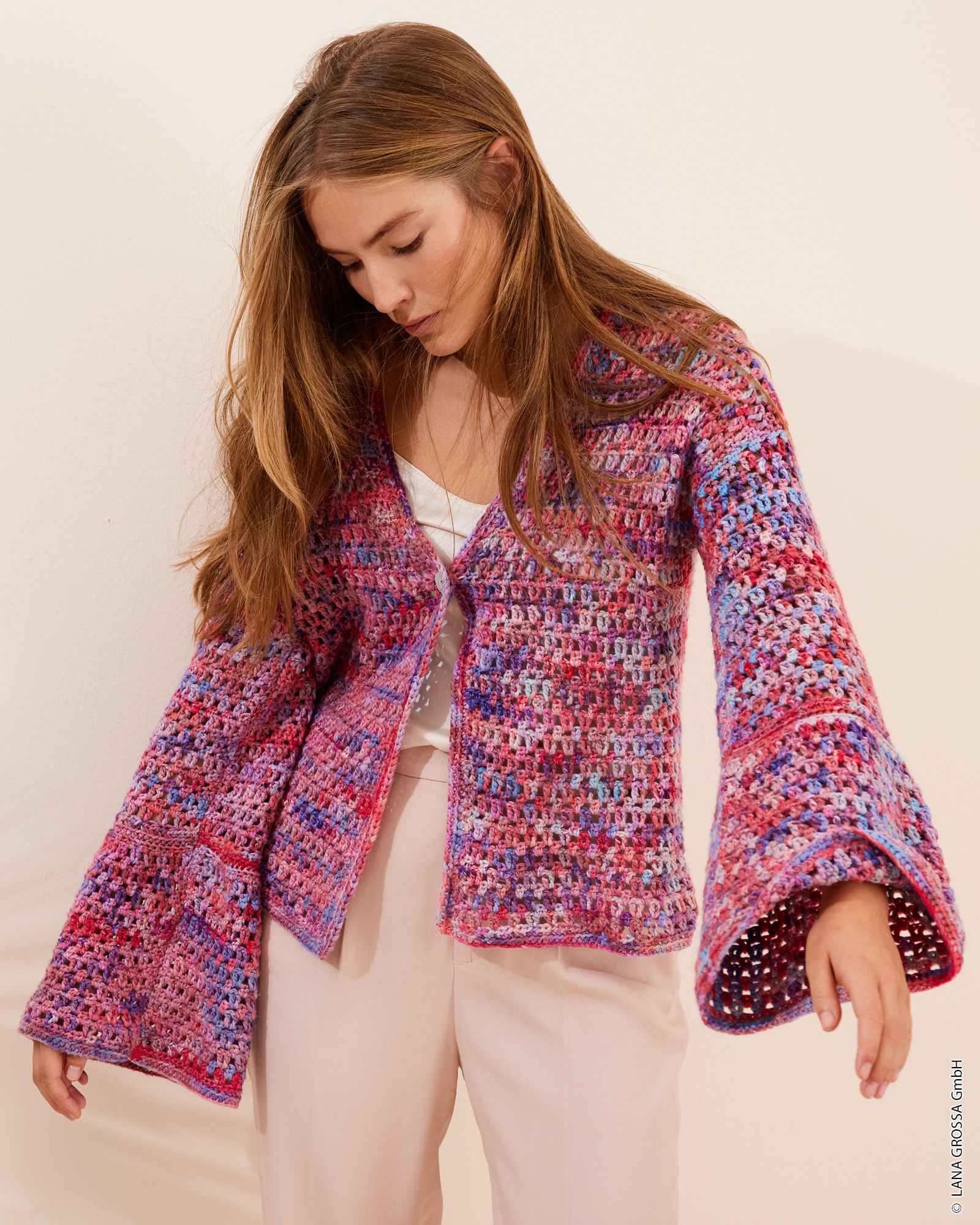 Strickset Jacke Mit Gittermuster Aus Cotonella Multi Von Lana Grossa 3 Strickset Jacke Mit Gittermuster Aus Cotonella Multi Von Lana Grossa – Bild 3