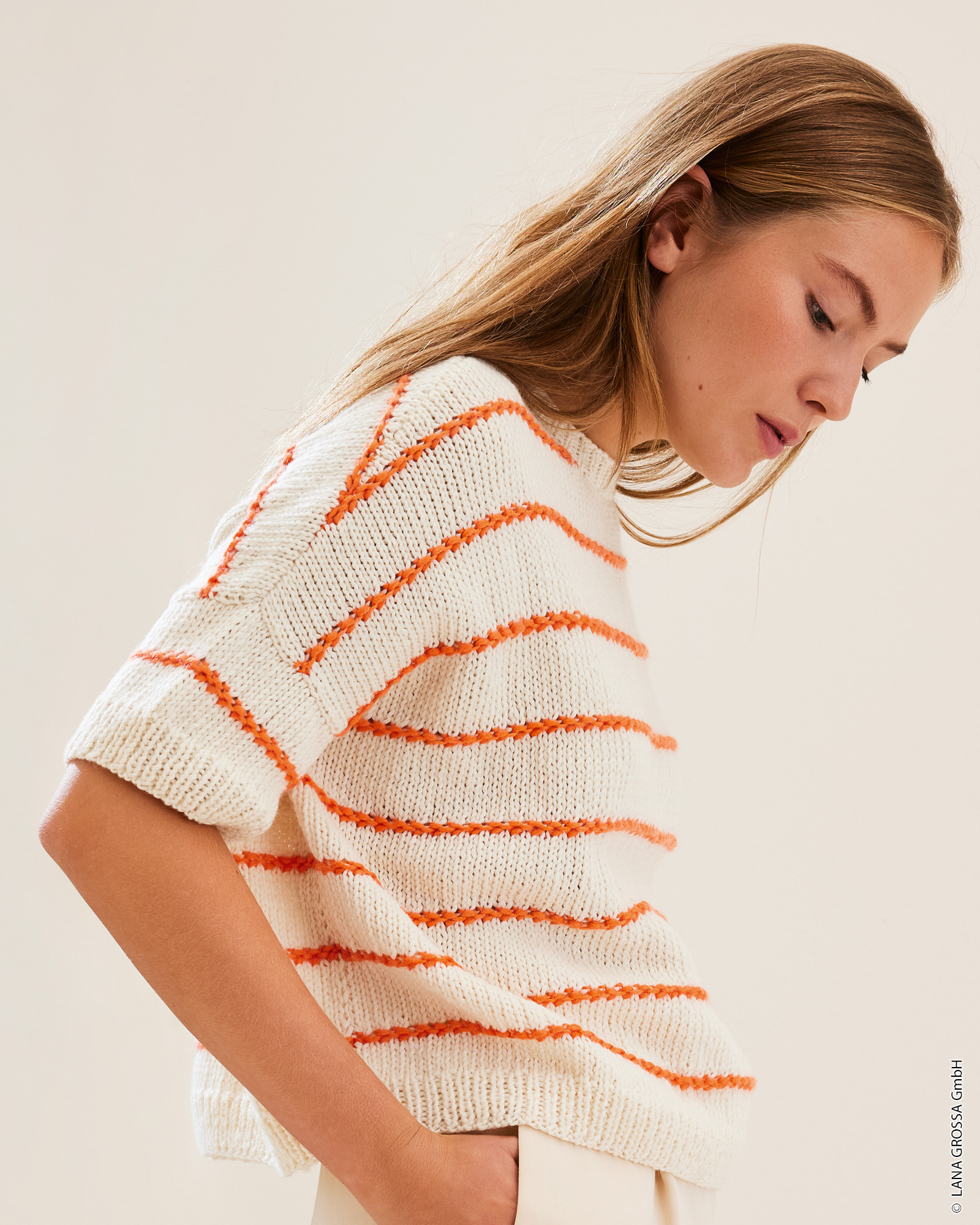 Strickset Shirt Mit Streifenmuster Aus Summer Softness Von Lana Grossa 1 Strickset Shirt Mit Streifenmuster Aus Summer Softness Von Lana Grossa