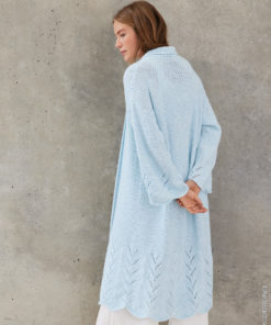 Strickset Mantel Mit Lochmuster Aus Summer Softness Von Lana Grossa 5 Strickset Mantel Mit Lochmuster Aus Summer Softness Von Lana Grossa – Bild 3