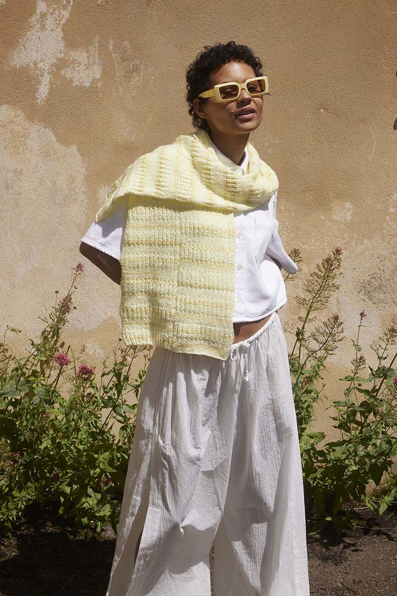 Strickset Schal Aus Glow Von Lang Yarns 3 Strickset Schal Aus Glow Von Lang Yarns – Bild 3