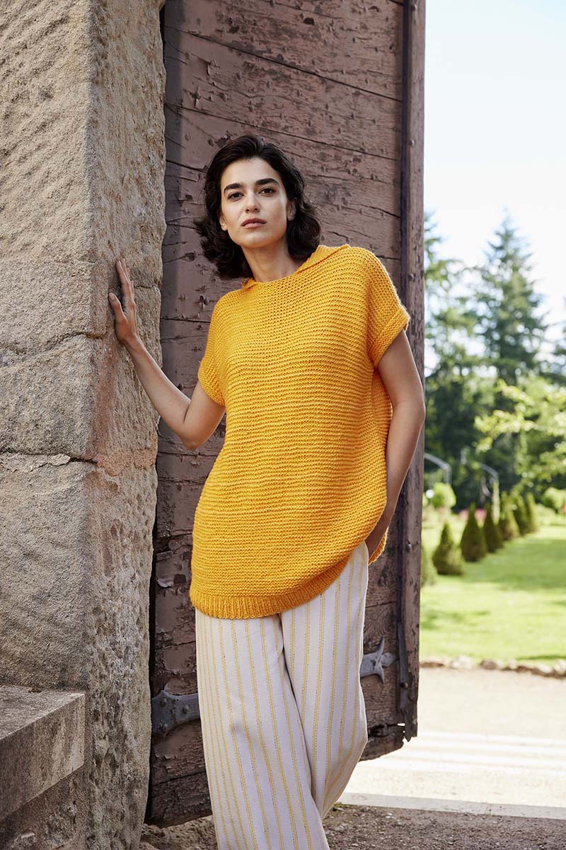 Strickset Pullover Mit Kapuze Aus Glow Von Lang Yarns 2 Strickset Pullover Mit Kapuze Aus Glow Von Lang Yarns – Bild 2